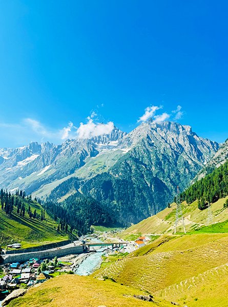 Himachal Treks Banner